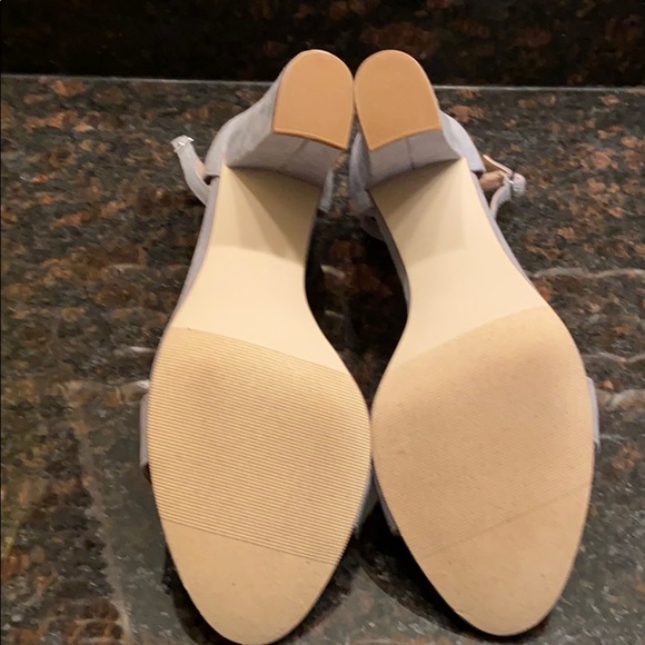 Women’s Madden Girl block heel pump - Picture 3 of 3